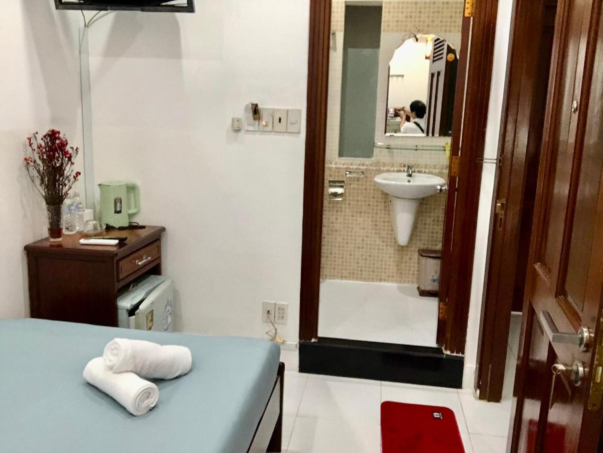 Saigon Cozy2 Hotel At 241 Pham Ngu Lao Street Cidade de Ho Chi Minh Exterior foto